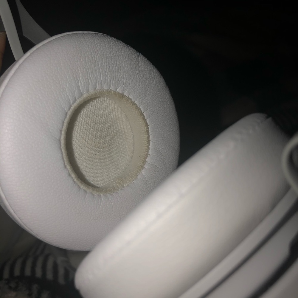 White beats EP - Picture 10 of 10
